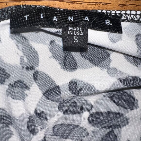 Tiana B. Stretch Pullover Maxi Dress Your Best Bet Black White Casual Size Small - Picture 7 of 7